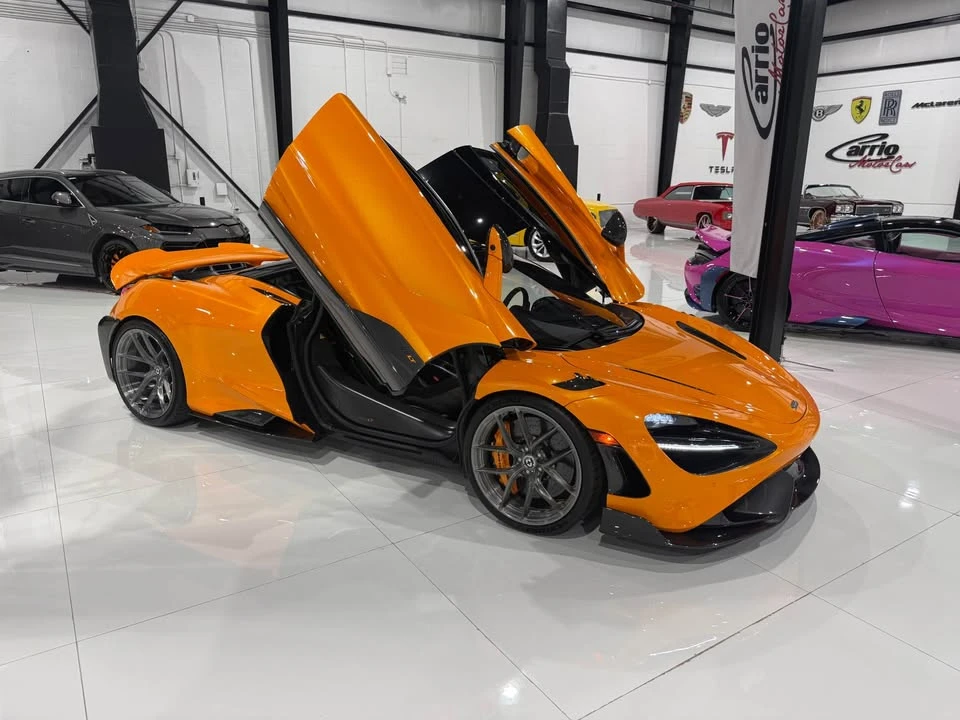 2021 McLaren 765LT - Image 2 of 13