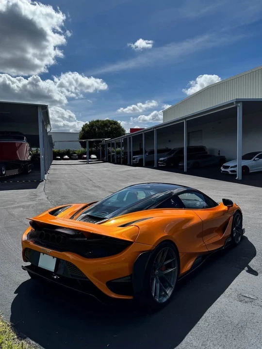 2021 McLaren 765LT Spider - Image 2 of 6