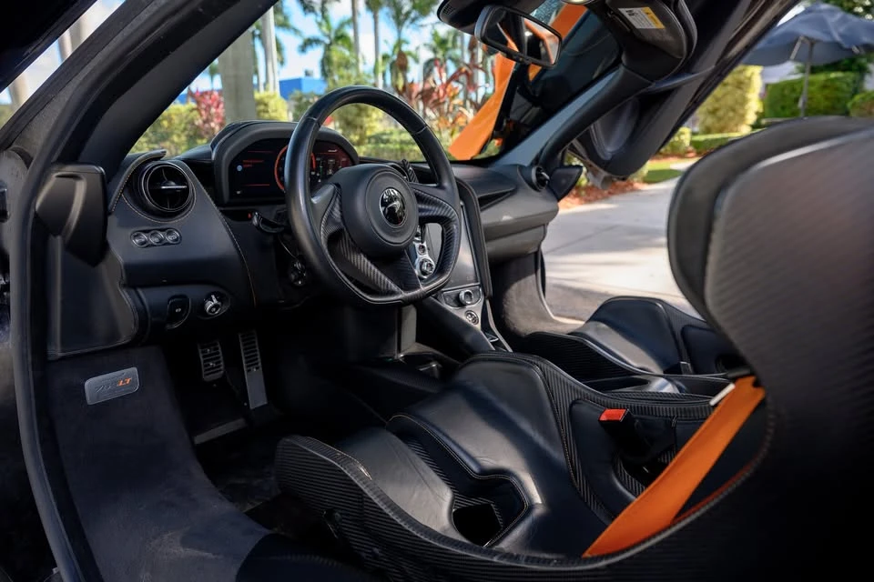 2021 McLaren 765LT - Image 14 of 19