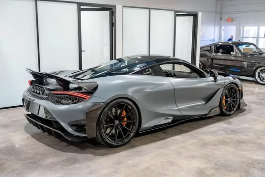 2021 McLaren 765LT Coupe