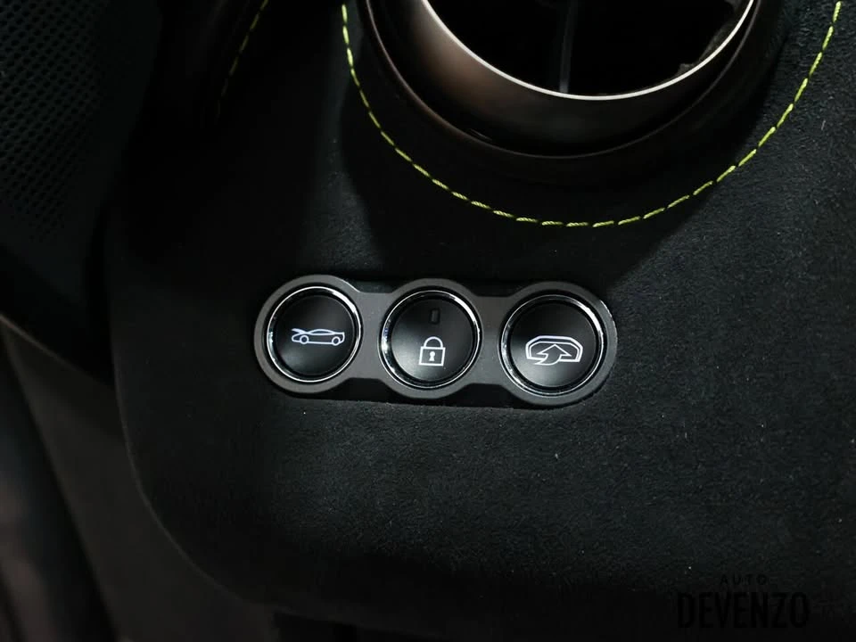 2021 McLaren 720S Spider - Image 18 of 20