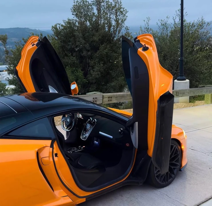 2021 McLaren GT - Image 3 of 3