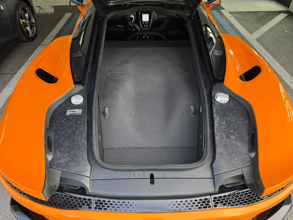 2021 McLaren GT - Image 16 of 17