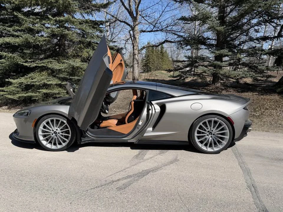 2021 McLaren GT - Image 2 of 16