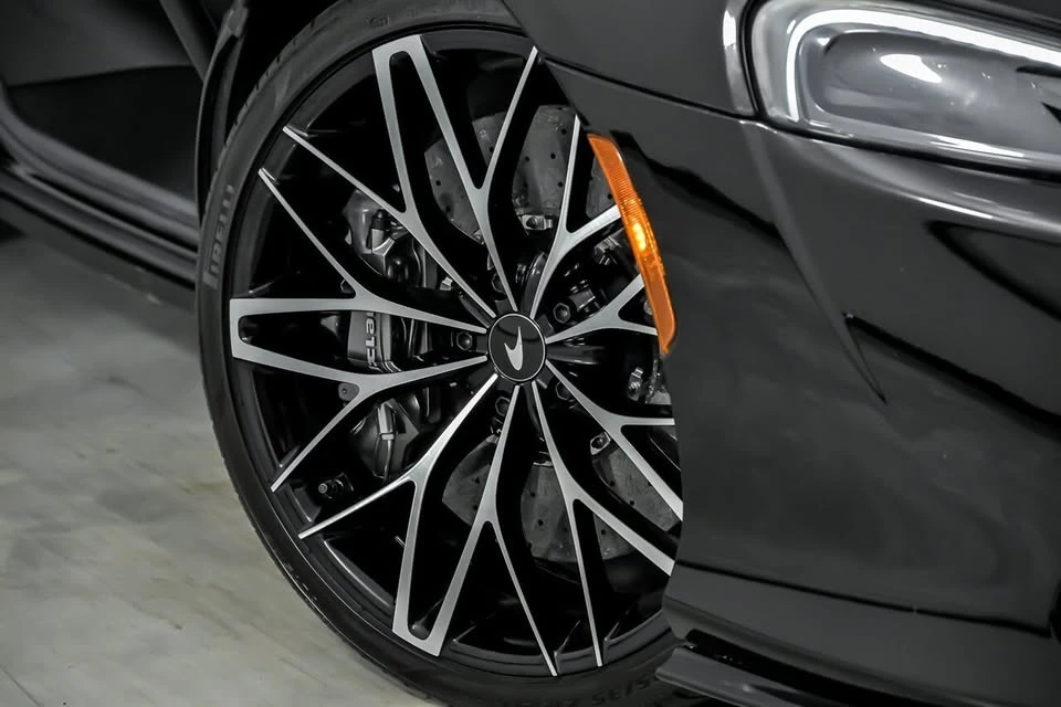 2021 McLaren GT - Image 4 of 20