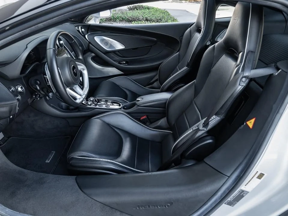 2021 McLaren GT - Image 6 of 17