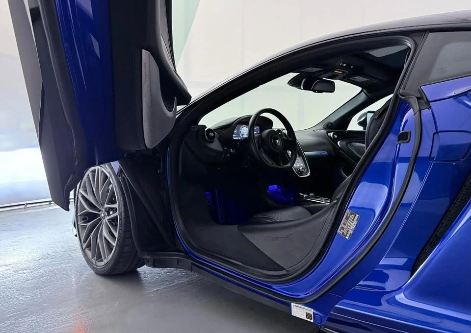 2021 McLaren GT - Image 19 of 20