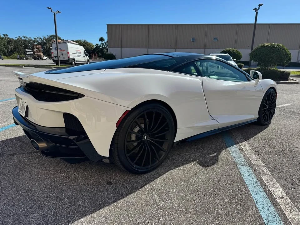 2021 McLaren GT - Image 2 of 11