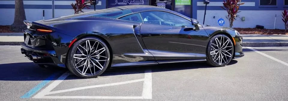 2021 McLaren GT - Image 4 of 16