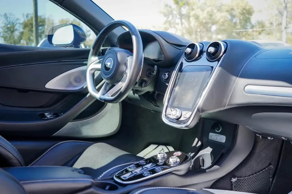2021 McLaren GT - Image 12 of 16