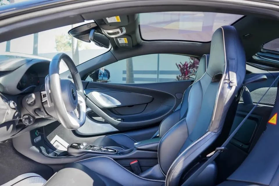 2021 McLaren GT - Image 10 of 16