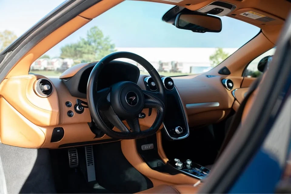 2021 McLaren GT - Image 14 of 19