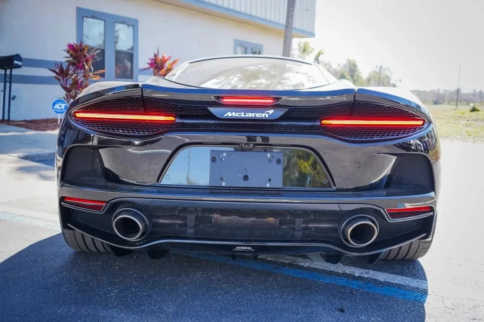 2021 McLaren GT - Image 5 of 16