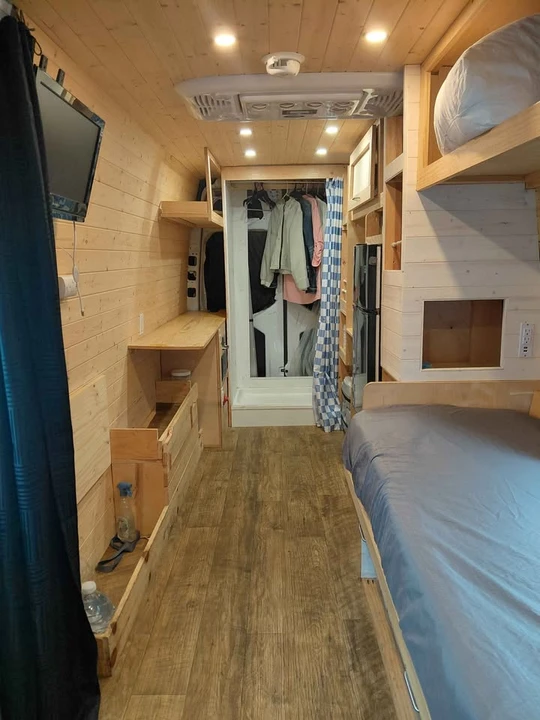 2021 Mercedes-Benz VS30 Sprinter - Image 7 of 10