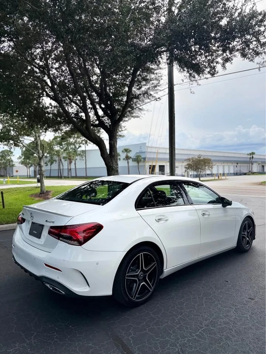 2021 Mercedes-Benz W177 A-Class - Image 5 of 9