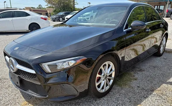 2021 Mercedes-Benz A220