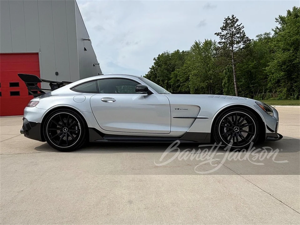 2021 Mercedes-Benz AMG GT - Image 2 of 5