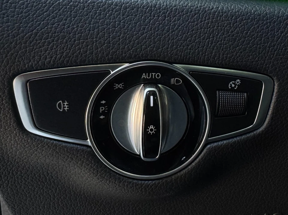 2021 Mercedes-Benz W213 E-Class - Image 16 of 21