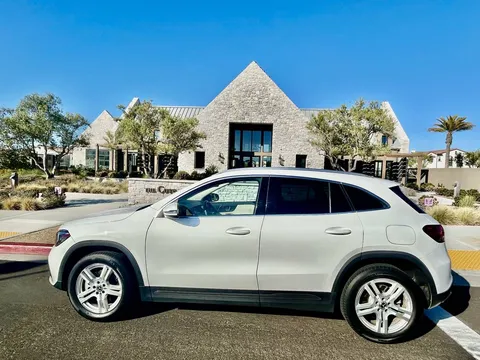 2021 Mercedes-Benz GLA 250
