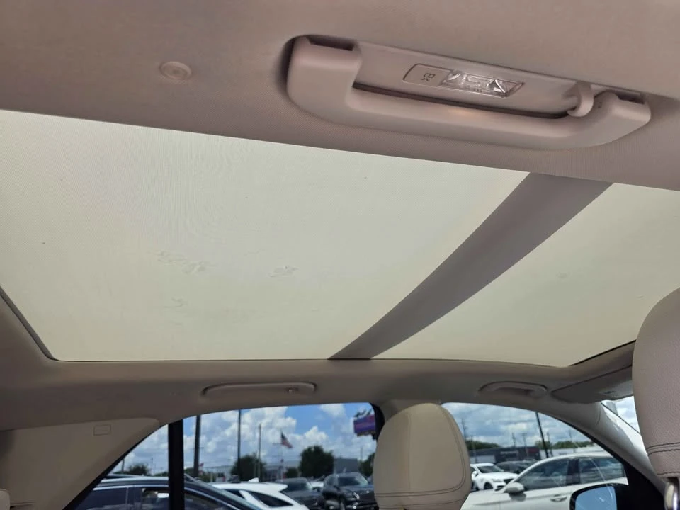 2021 Mercedes-Benz - Image 16 of 20