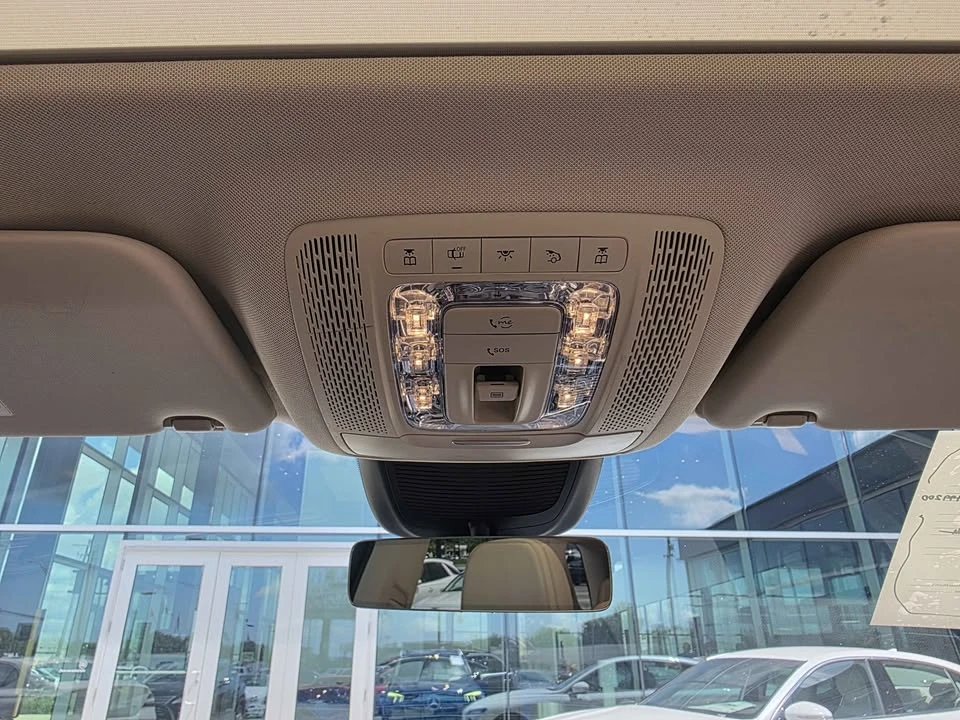 2021 Mercedes-Benz - Image 15 of 20