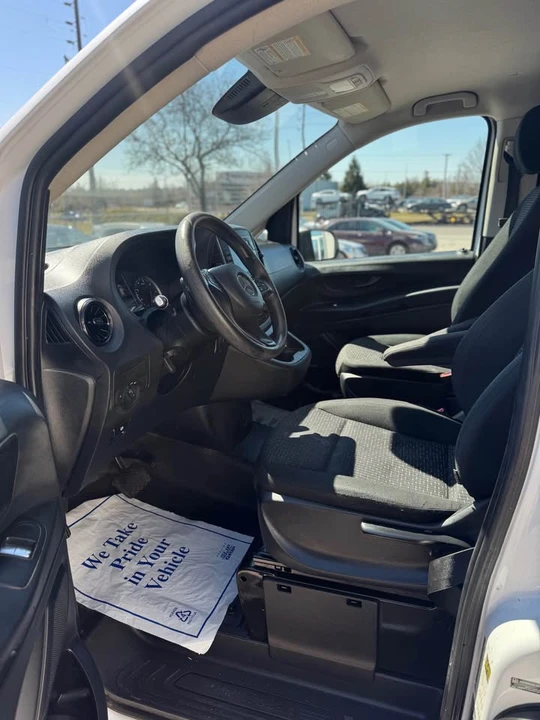 2021 Mercedes-Benz - Image 12 of 15