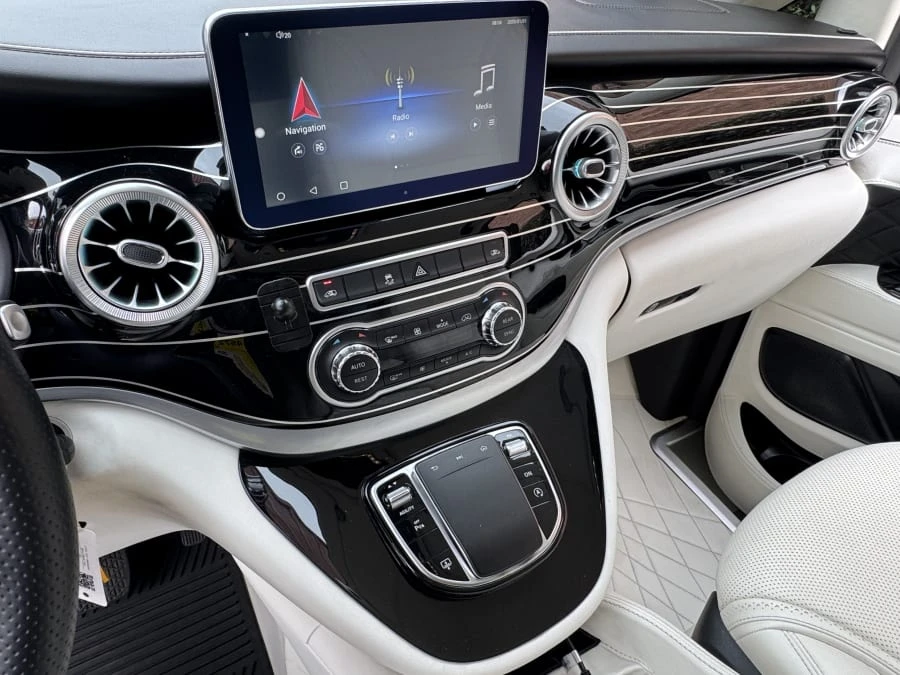 2021 Mercedes-Benz W447 V-Class/Metris - Image 14 of 18