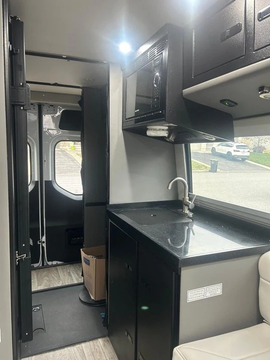 2021 Mercedes-Benz VS30 Sprinter - Image 17 of 20