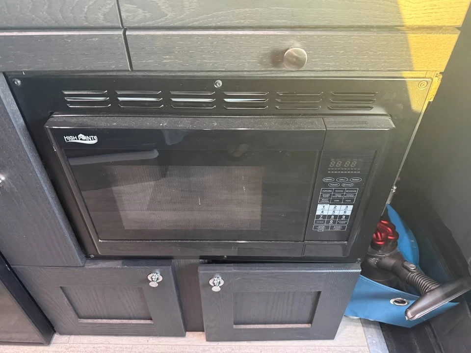 2021 Mercedes-Benz VS30 Sprinter - Image 17 of 19