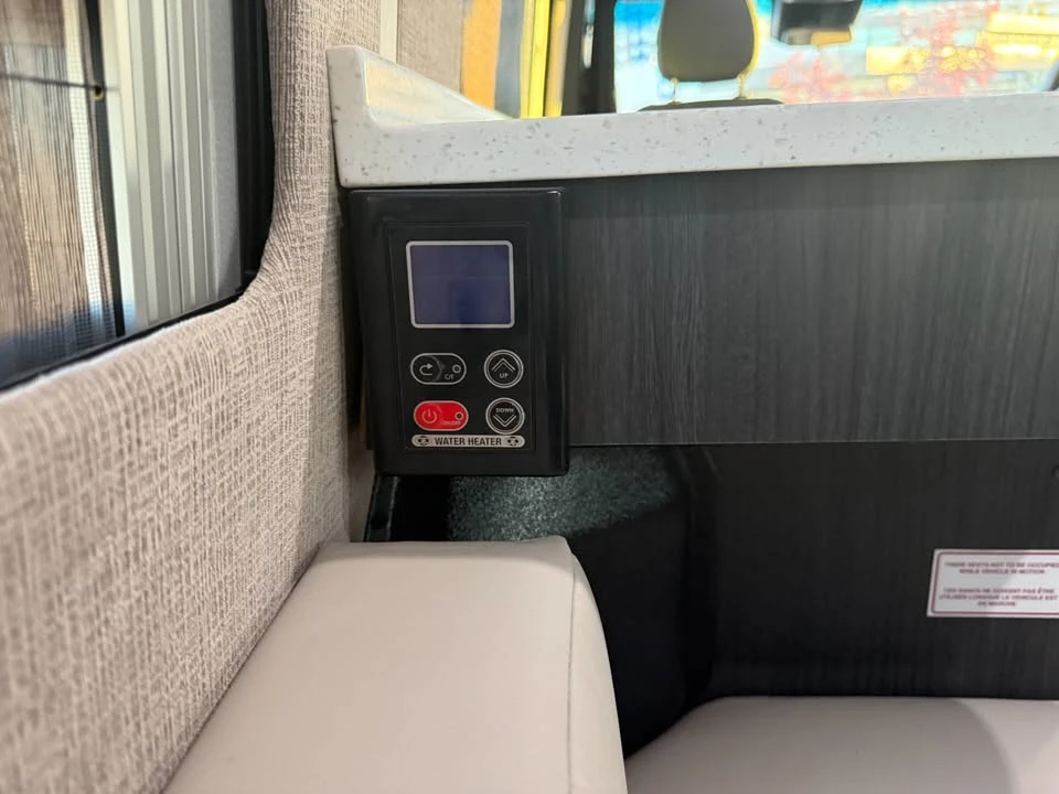 2021 Mercedes-Benz VS30 Sprinter - Image 9 of 19