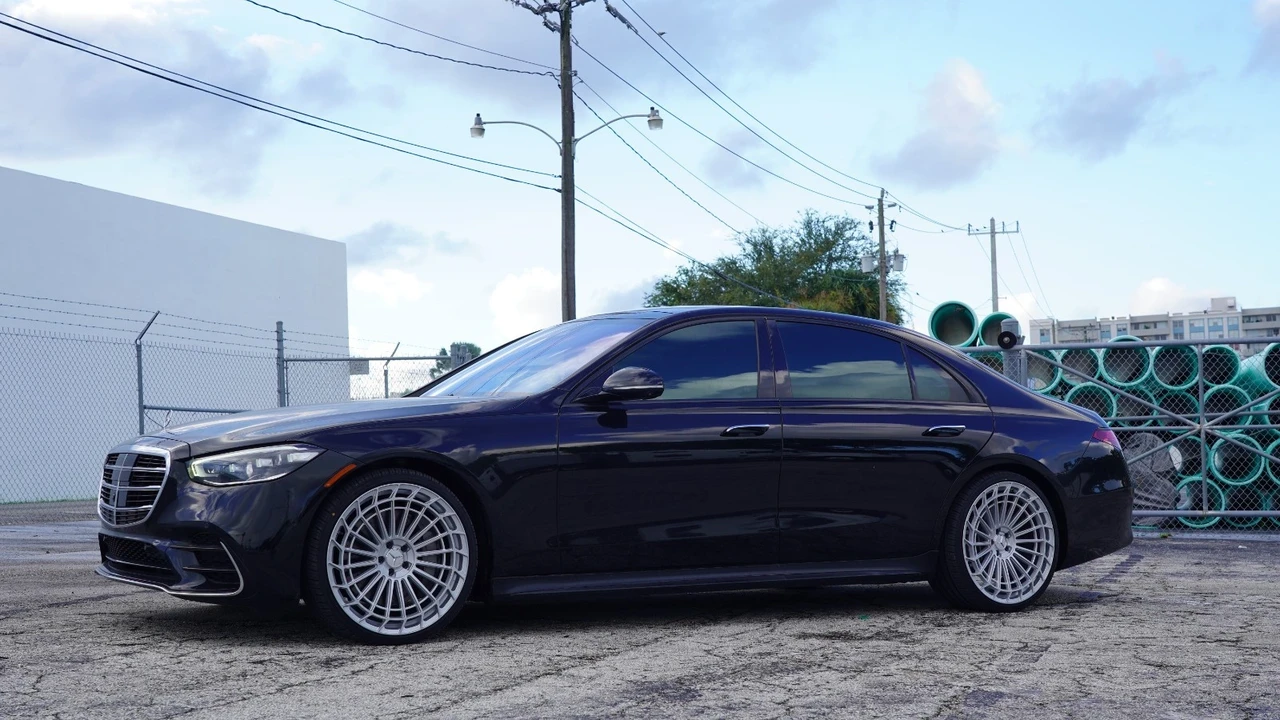 2021 Mercedes-Benz W223 S-Class - Image 2 of 17