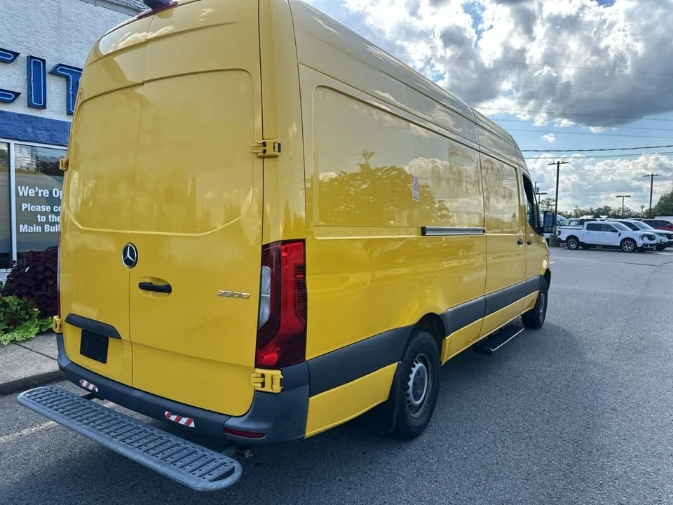 2021 Mercedes-Benz VS30 Sprinter - Image 3 of 20