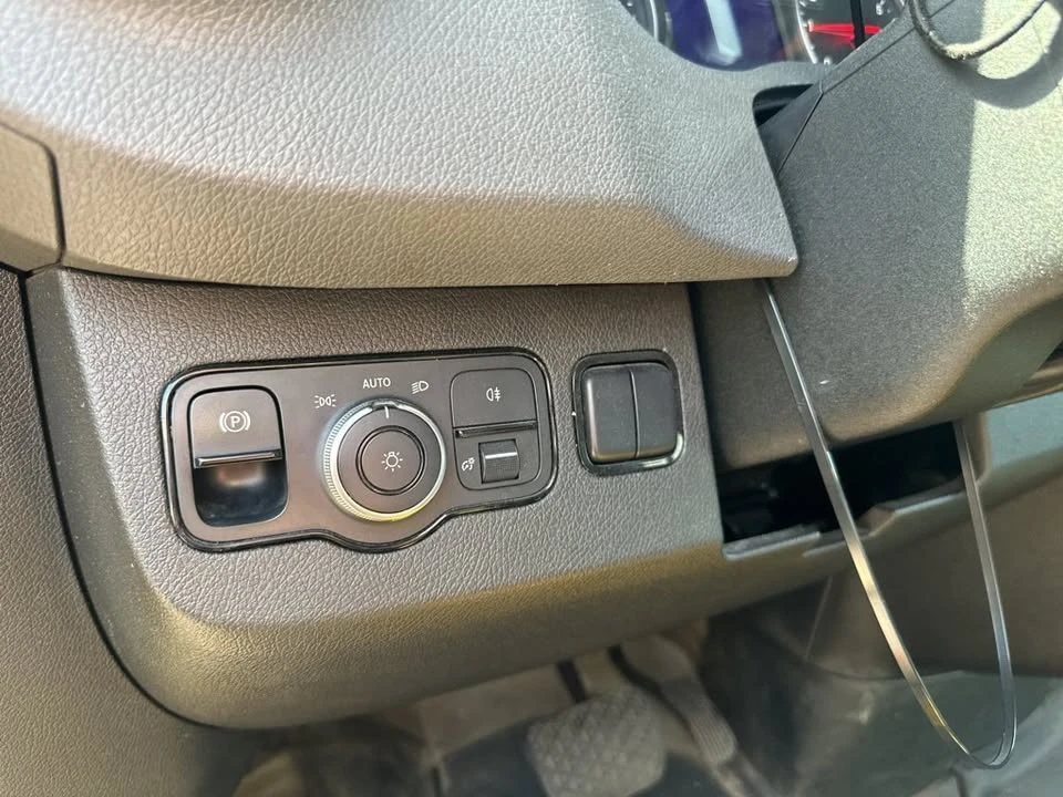 2021 Mercedes-Benz VS30 Sprinter - Image 13 of 16