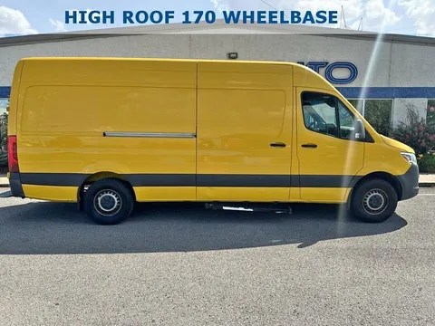 2021 Mercedes-Benz Sprinter 2500 High Roof I4