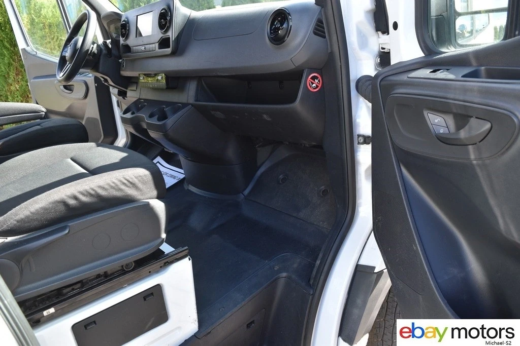 2021 Mercedes-Benz VS30 Sprinter - Image 15 of 21