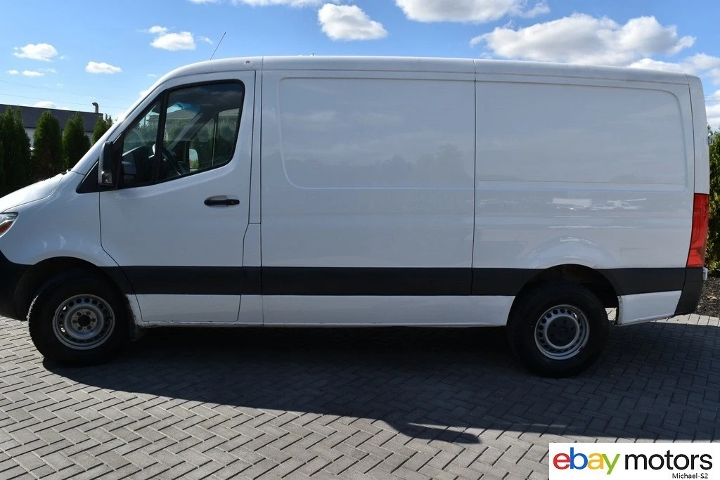 2021 Mercedes-Benz VS30 Sprinter - Image 8 of 21