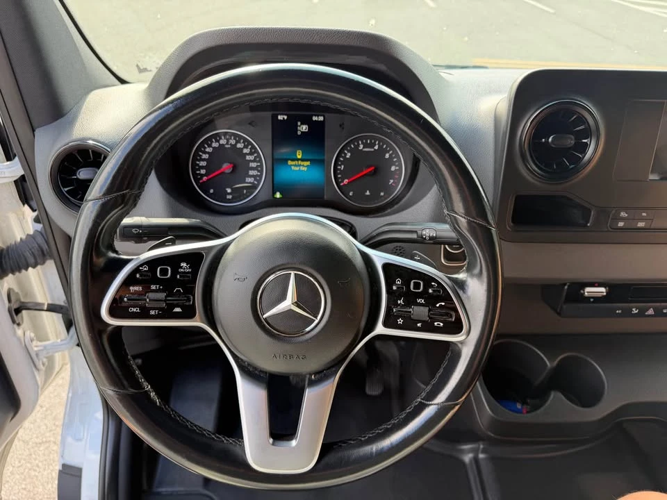 2021 Mercedes-Benz VS30 Sprinter - Image 9 of 12