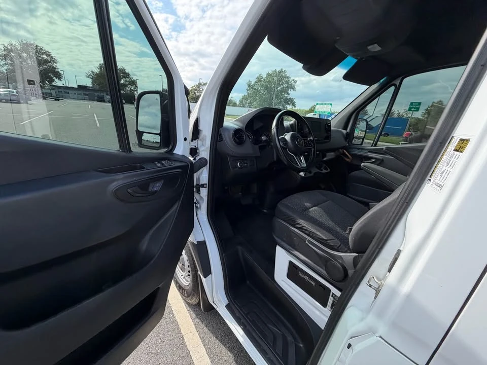 2021 Mercedes-Benz VS30 Sprinter - Image 7 of 12