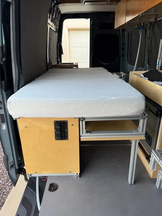2021 Mercedes-Benz VS30 Sprinter - Image 3 of 11
