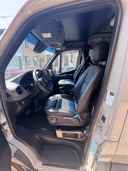 2021 Mercedes-Benz VS30 Sprinter - Image 14 of 20