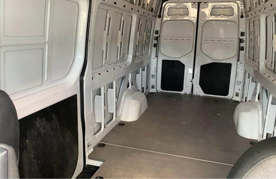 2021 Mercedes-Benz VS30 Sprinter - Image 13 of 20