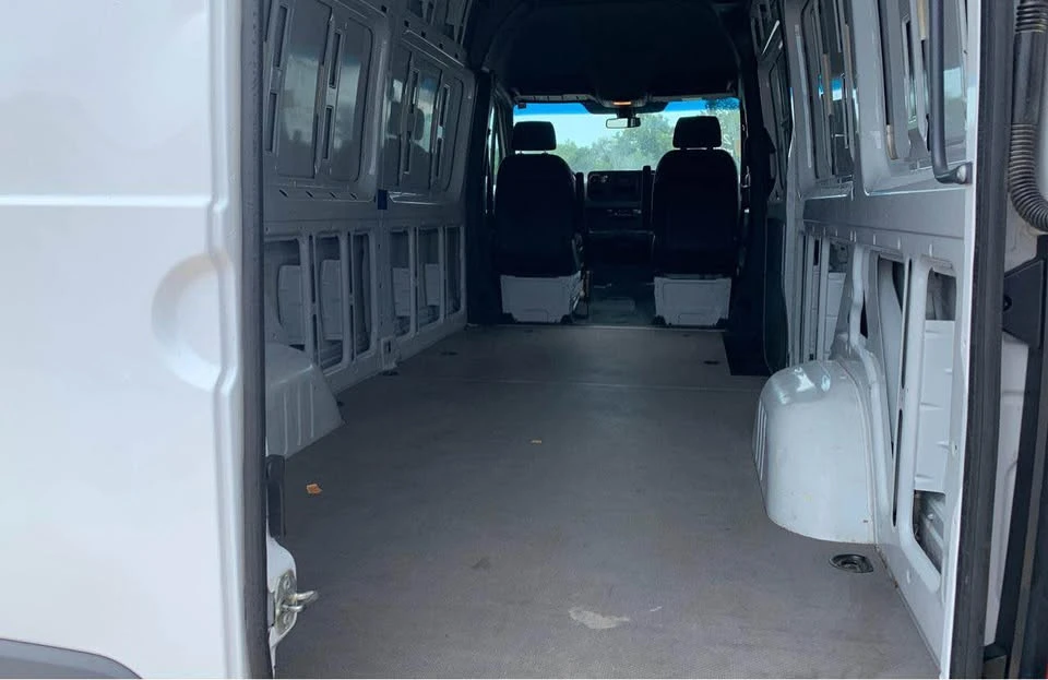 2021 Mercedes-Benz VS30 Sprinter - Image 17 of 20