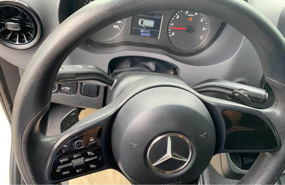 2021 Mercedes-Benz VS30 Sprinter - Image 11 of 20