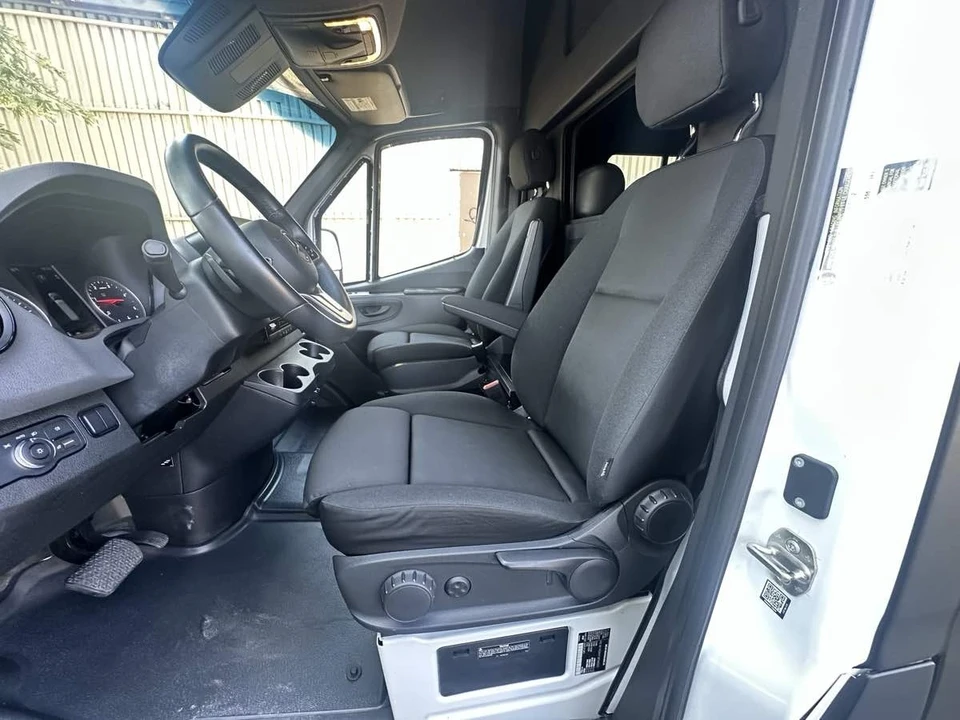 2021 Mercedes-Benz VS30 Sprinter - Image 10 of 21