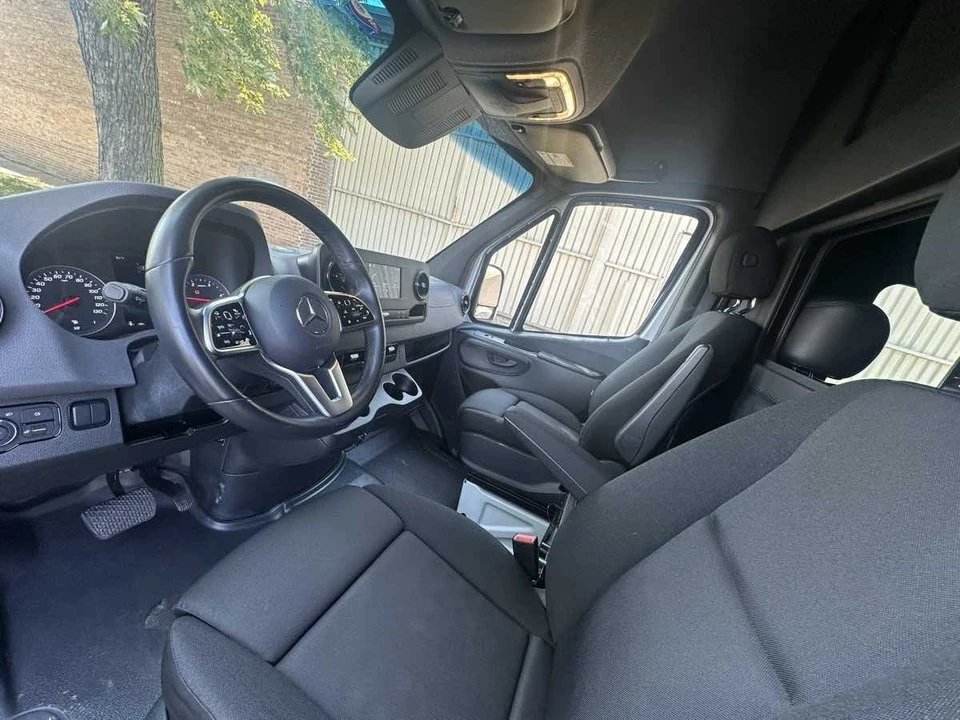 2021 Mercedes-Benz VS30 Sprinter - Image 11 of 21