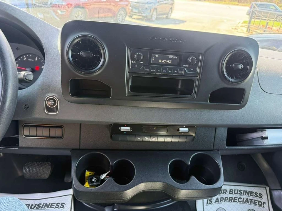 2021 Mercedes-Benz VS30 Sprinter - Image 12 of 21