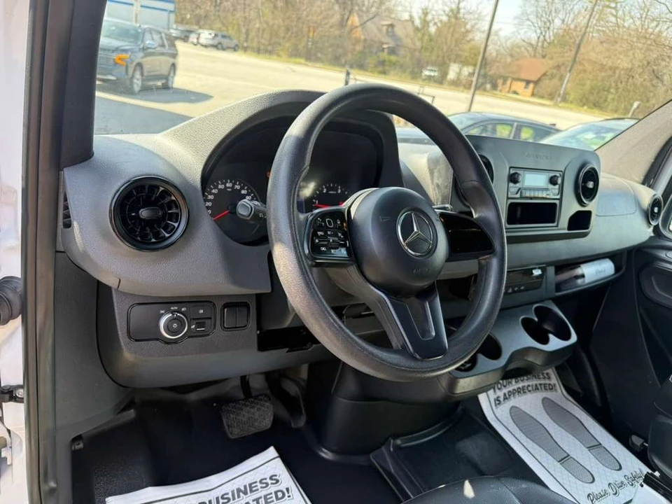 2021 Mercedes-Benz VS30 Sprinter - Image 19 of 21
