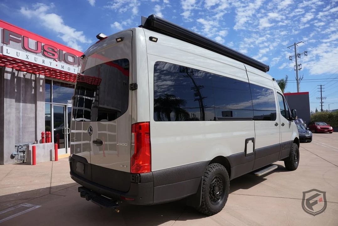 2021 Mercedes-Benz VS30 Sprinter - Image 8 of 12