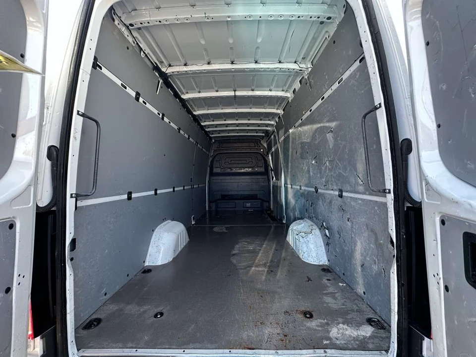 2021 Mercedes-Benz VS30 Sprinter - Image 17 of 21