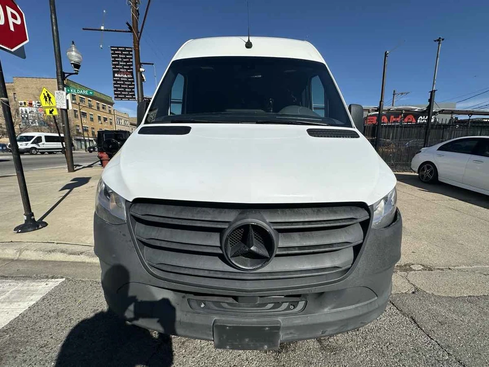 2021 Mercedes-Benz VS30 Sprinter - Image 14 of 21